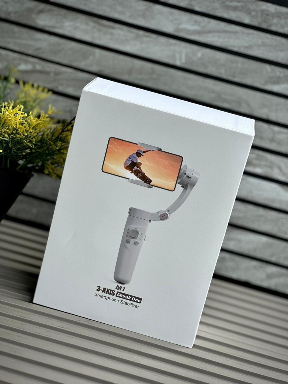 3-Axis Smartphone Gimbal Stabilizer with AI Tracking, Anti-Shake & Foldable Design for Android & iPhone