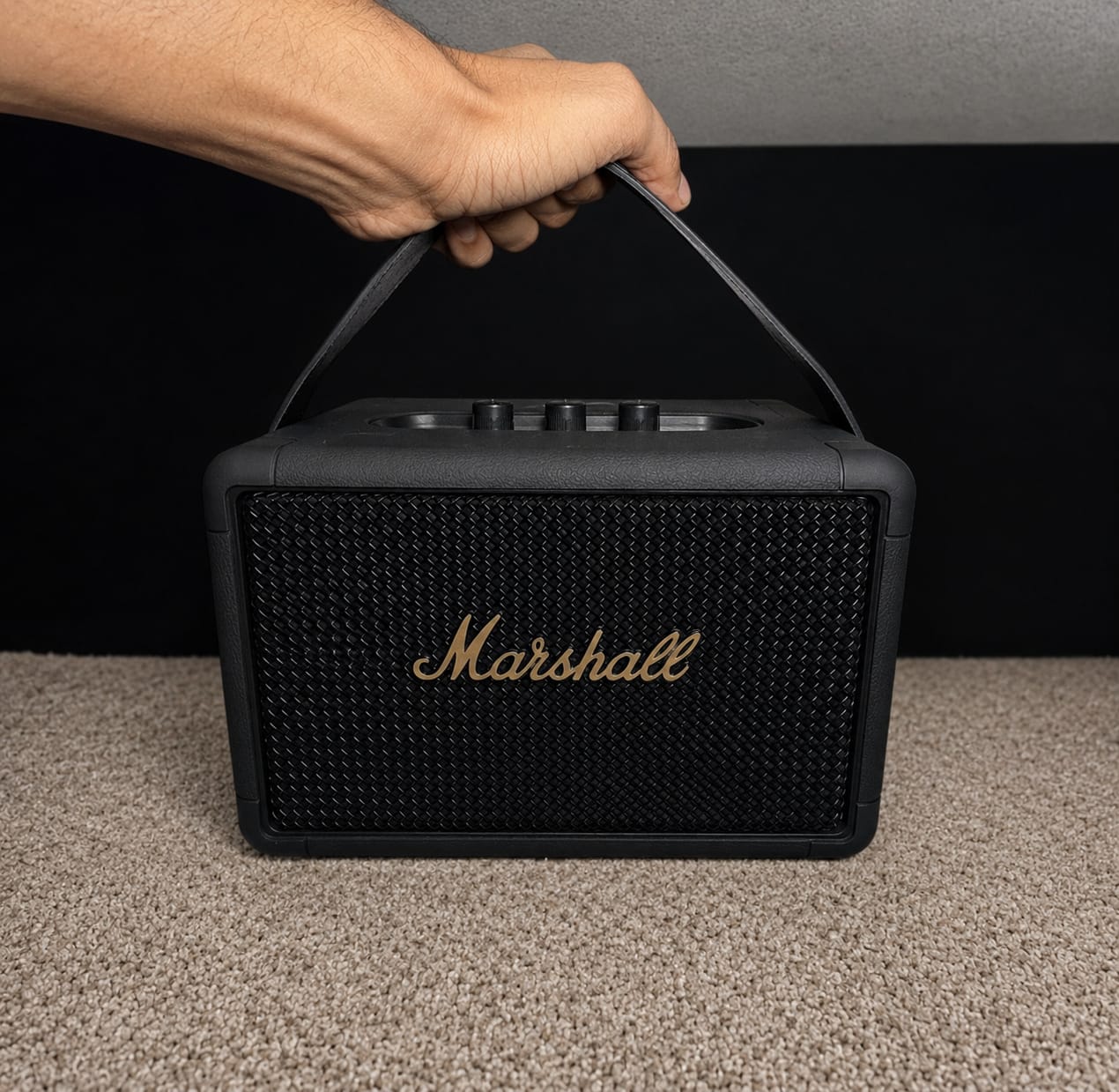 Marshall Portable Bluetooth Speaker – Premium Wireless Speaker with Deep Bass, Bluetooth 5.3 & Long Battery Life (Black)